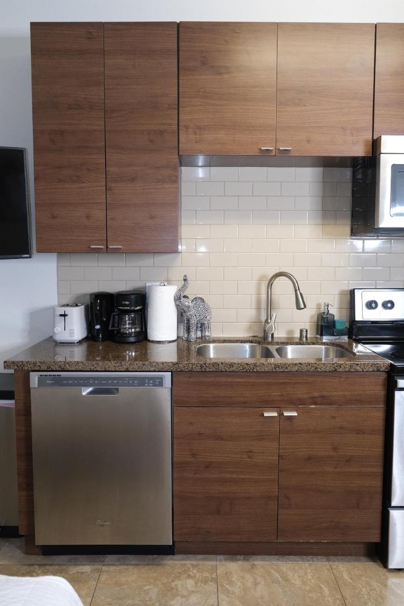 Apartment Exclusive In Mdr-venice With Pool, Gym & Hottub Los Angeles